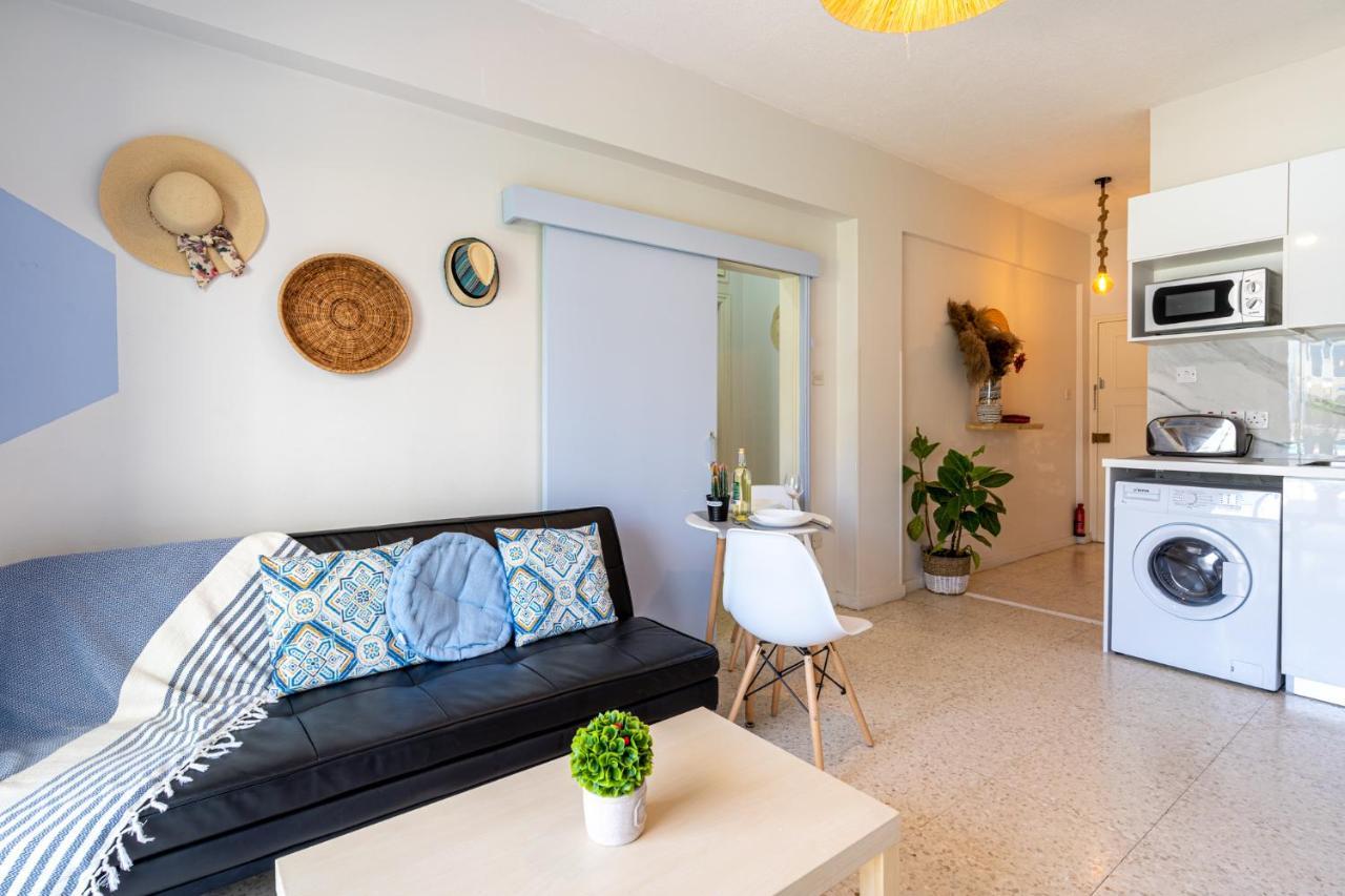 Sea Breeze 1-Br Apt In Pyla Buitenkant foto